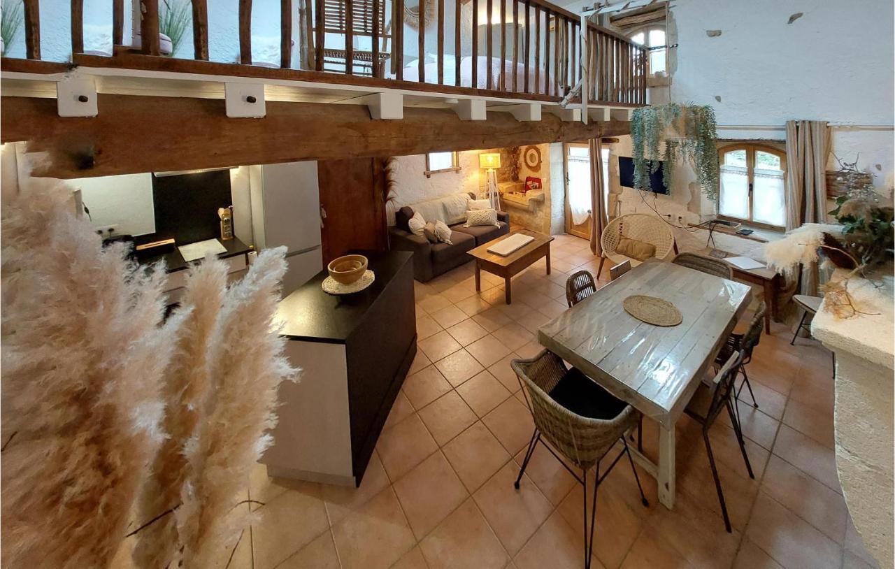 1 Bedroom Lovely Home In Taillant ภายนอก รูปภาพ